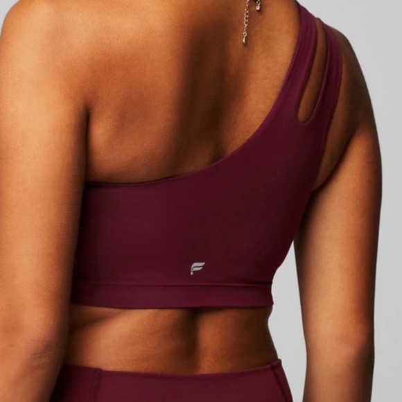 Fabletics Merlot asymmetrical one Shoulder double strap midi bra, new - Picture 2 of 8